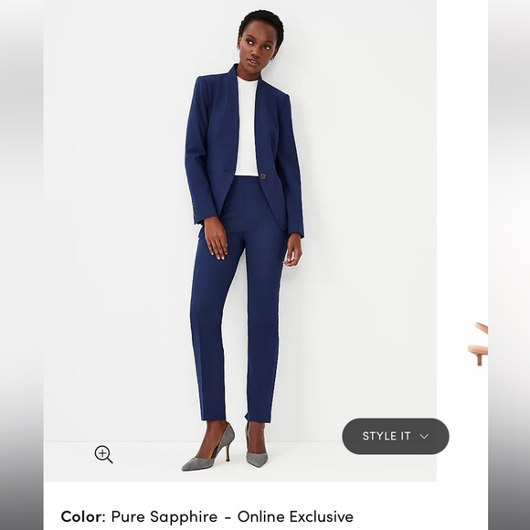 EUC Ann Taylor The Petite Side Zip Straight Pant in Bi-Stretch - Picture 3 of 5